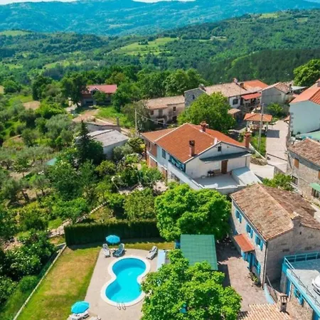 Viera For 12 People In Istria With Private Pool & Pet Friendly *